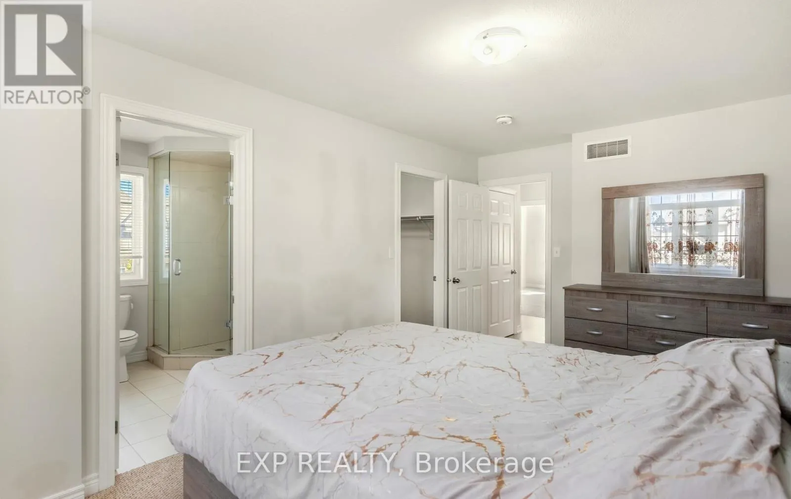 10 - 47 MADONNA DRIVE