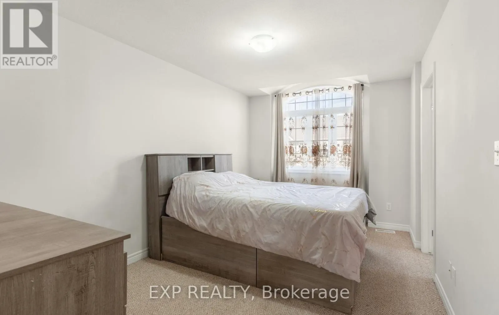 10 - 47 MADONNA DRIVE