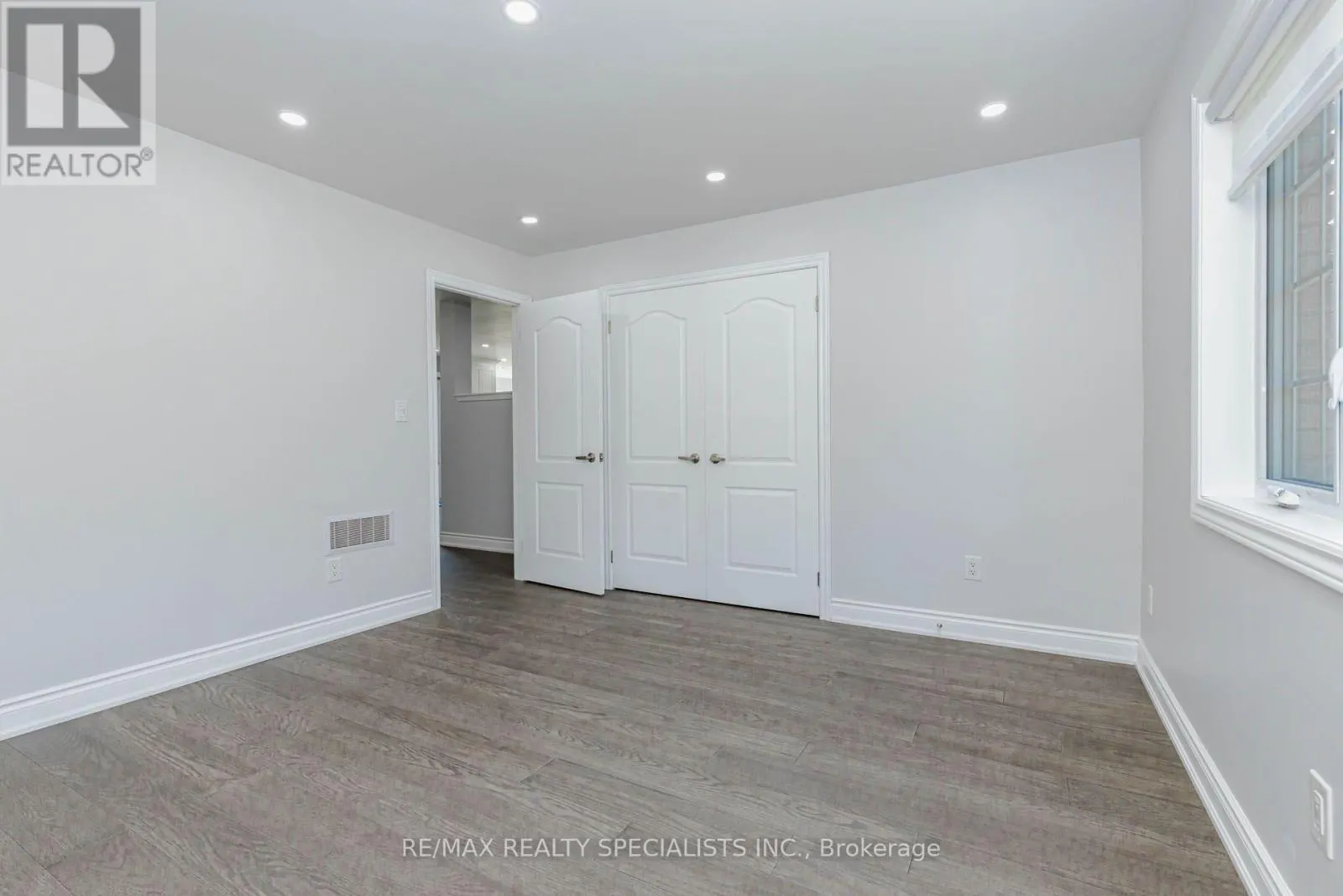 500 HOLLOWAY BAY ROAD