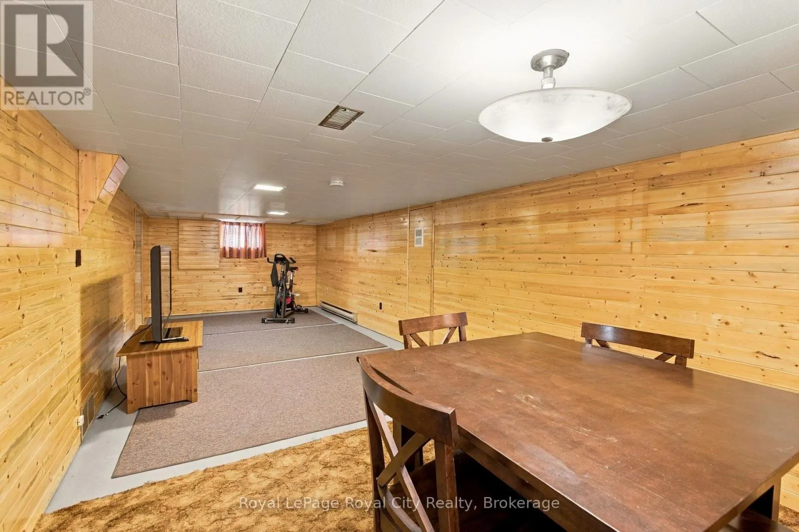 166 VICTORIA ROAD N