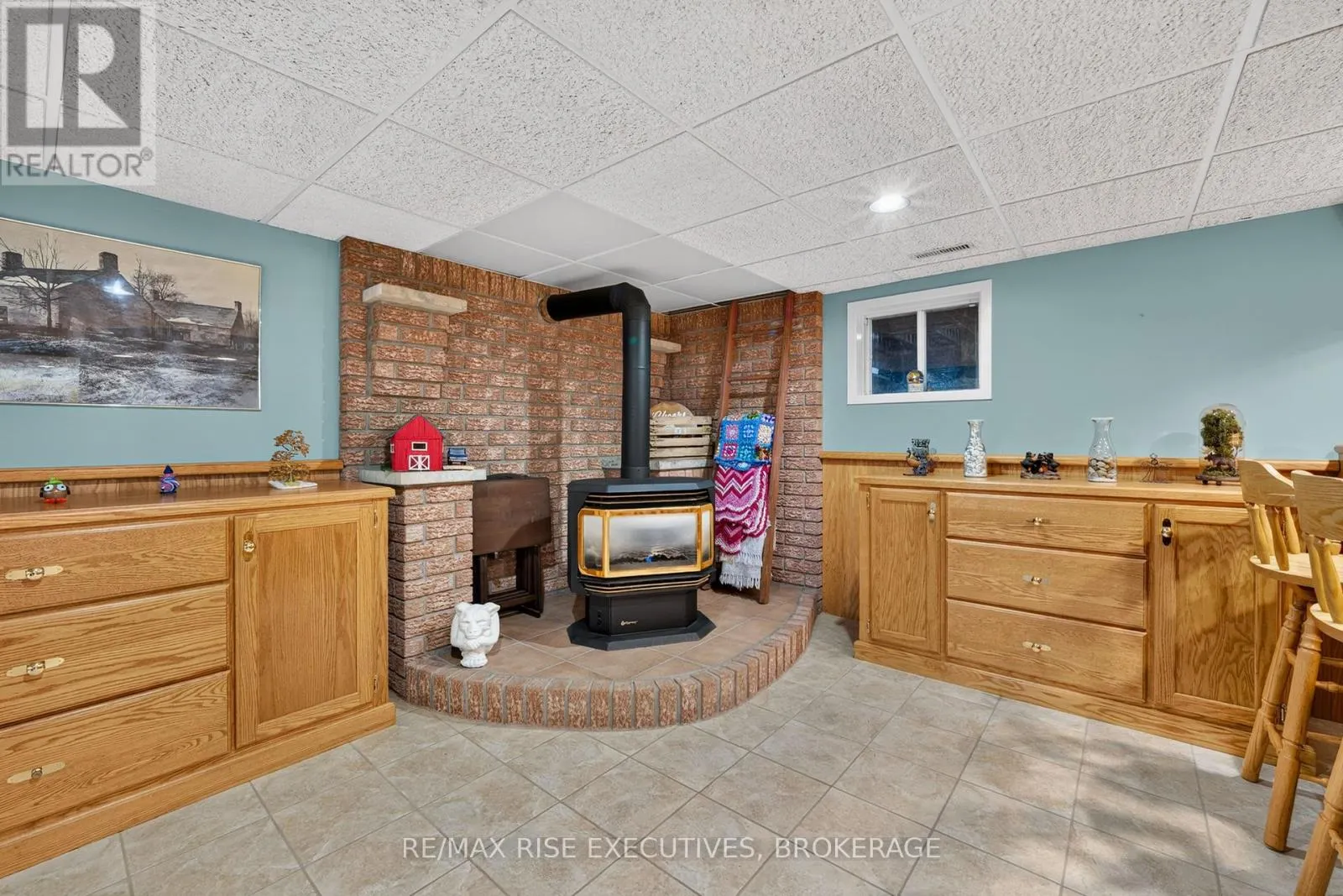 2345 LEEMAN ROAD