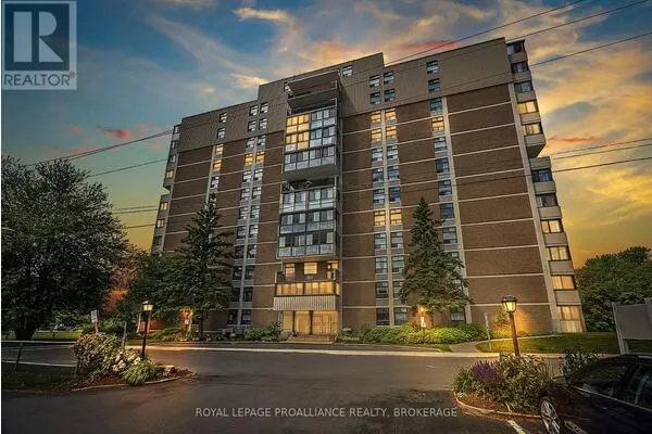 806 - 2 MOWAT AVENUE #806