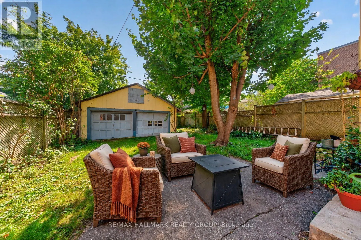182 PRETORIA AVENUE