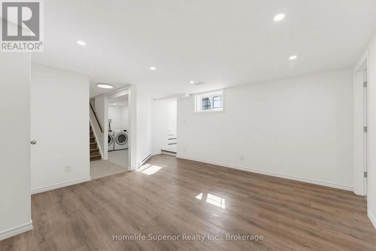 41 WILTSHIRE DRIVE N