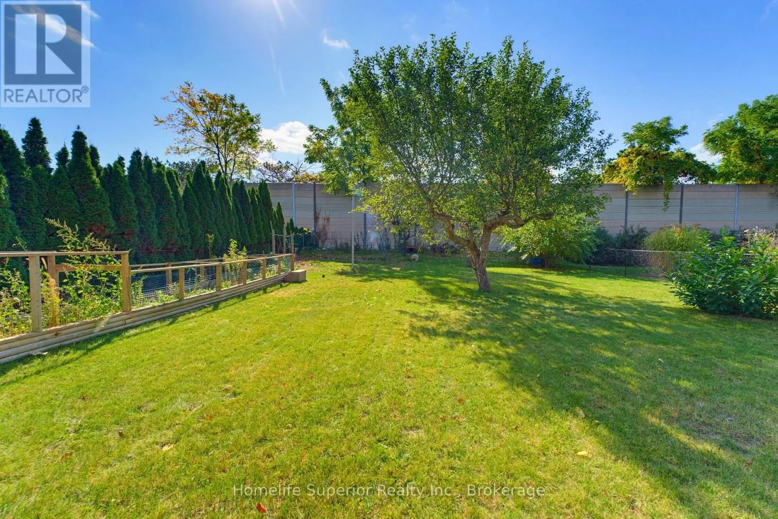 41 WILTSHIRE DRIVE N