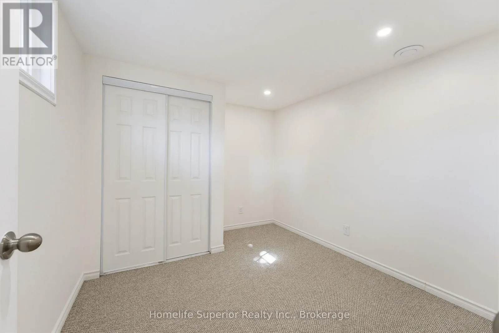 41 WILTSHIRE DRIVE N