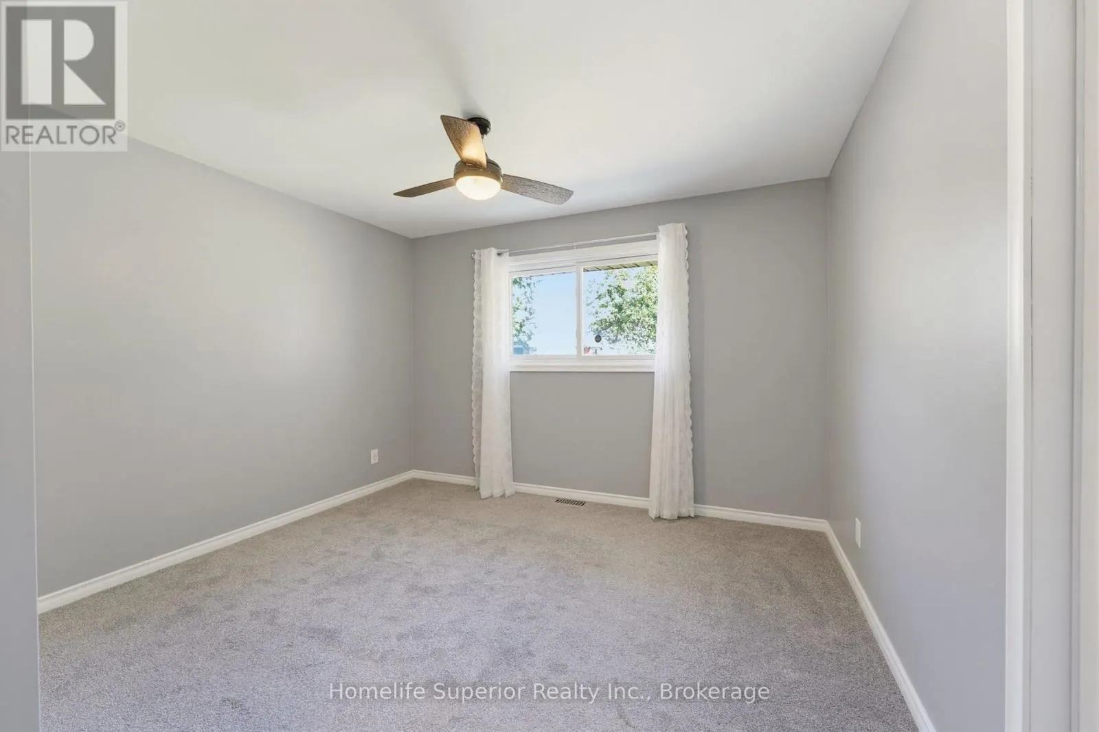 41 WILTSHIRE DRIVE N