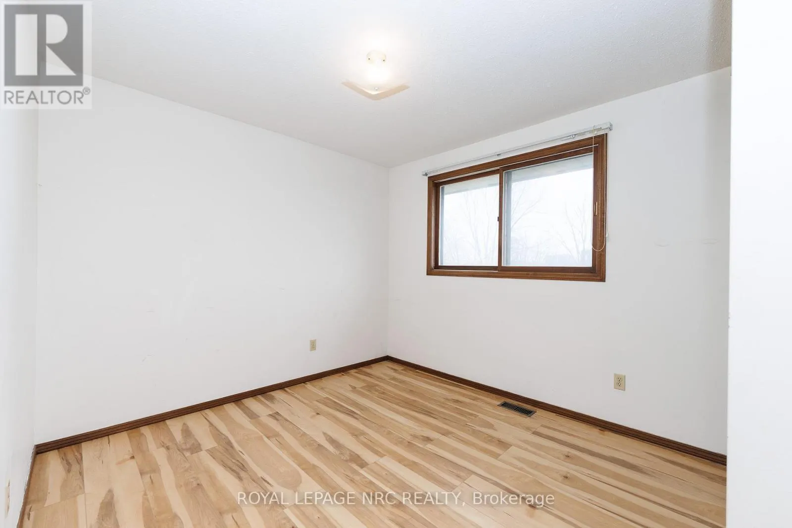 105 HILLVIEW ROAD