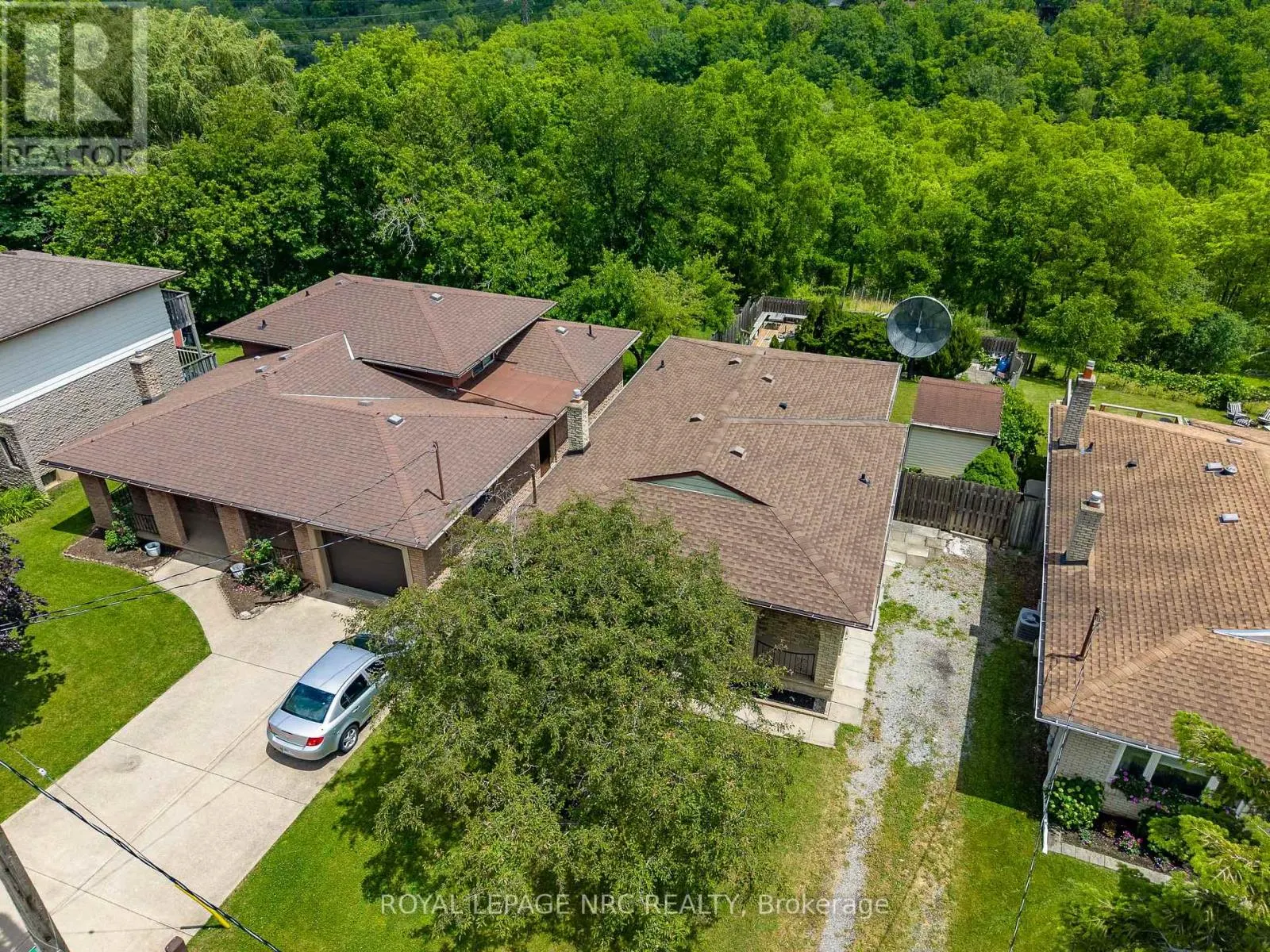 105 HILLVIEW ROAD
