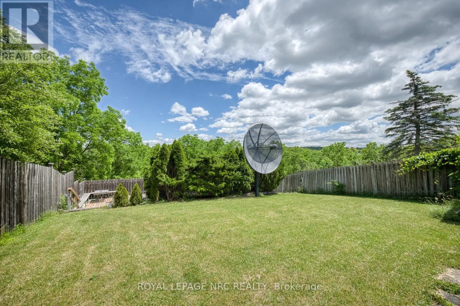 105 HILLVIEW ROAD