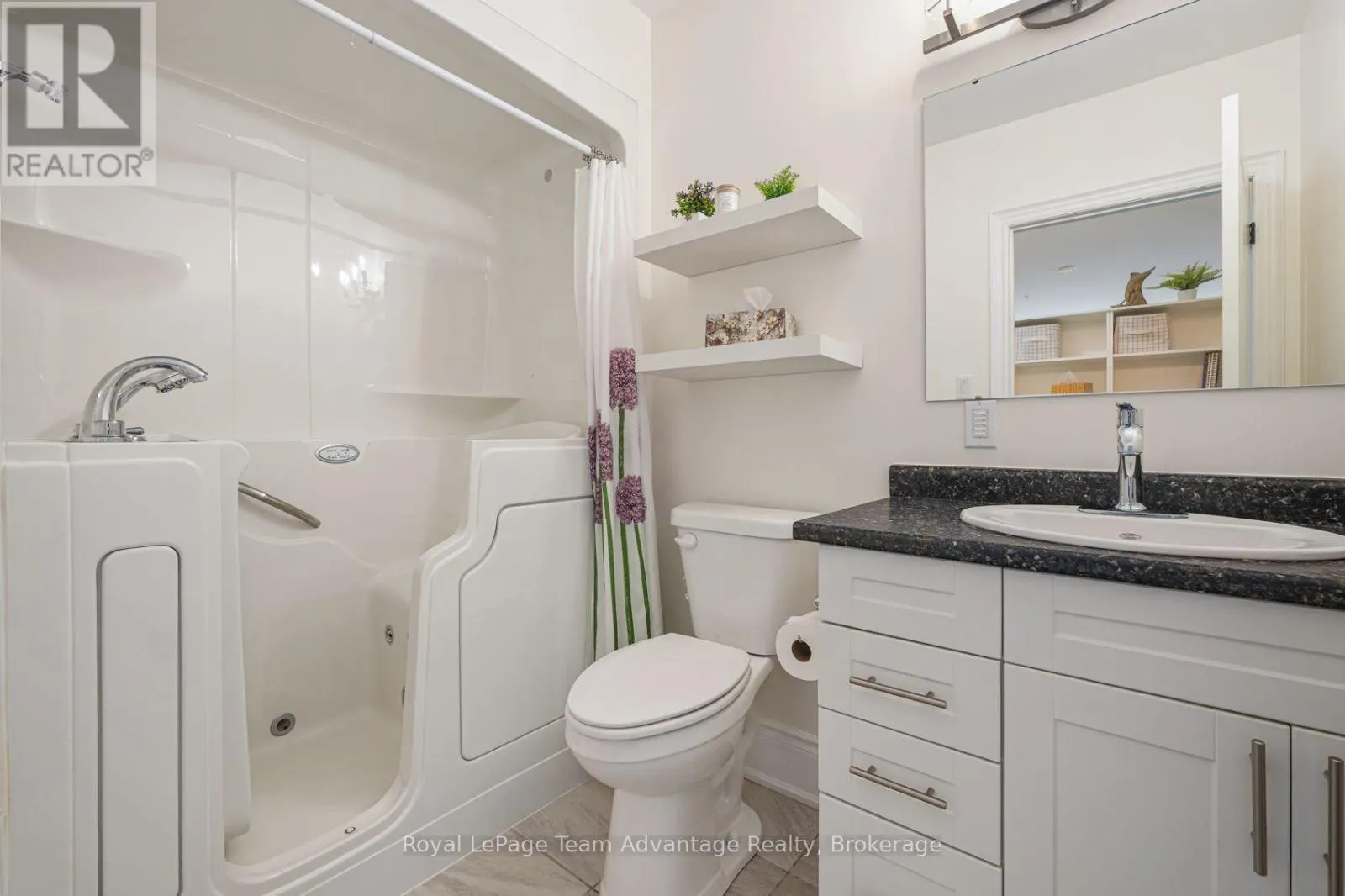 303 - 11B SALT DOCK ROAD #303