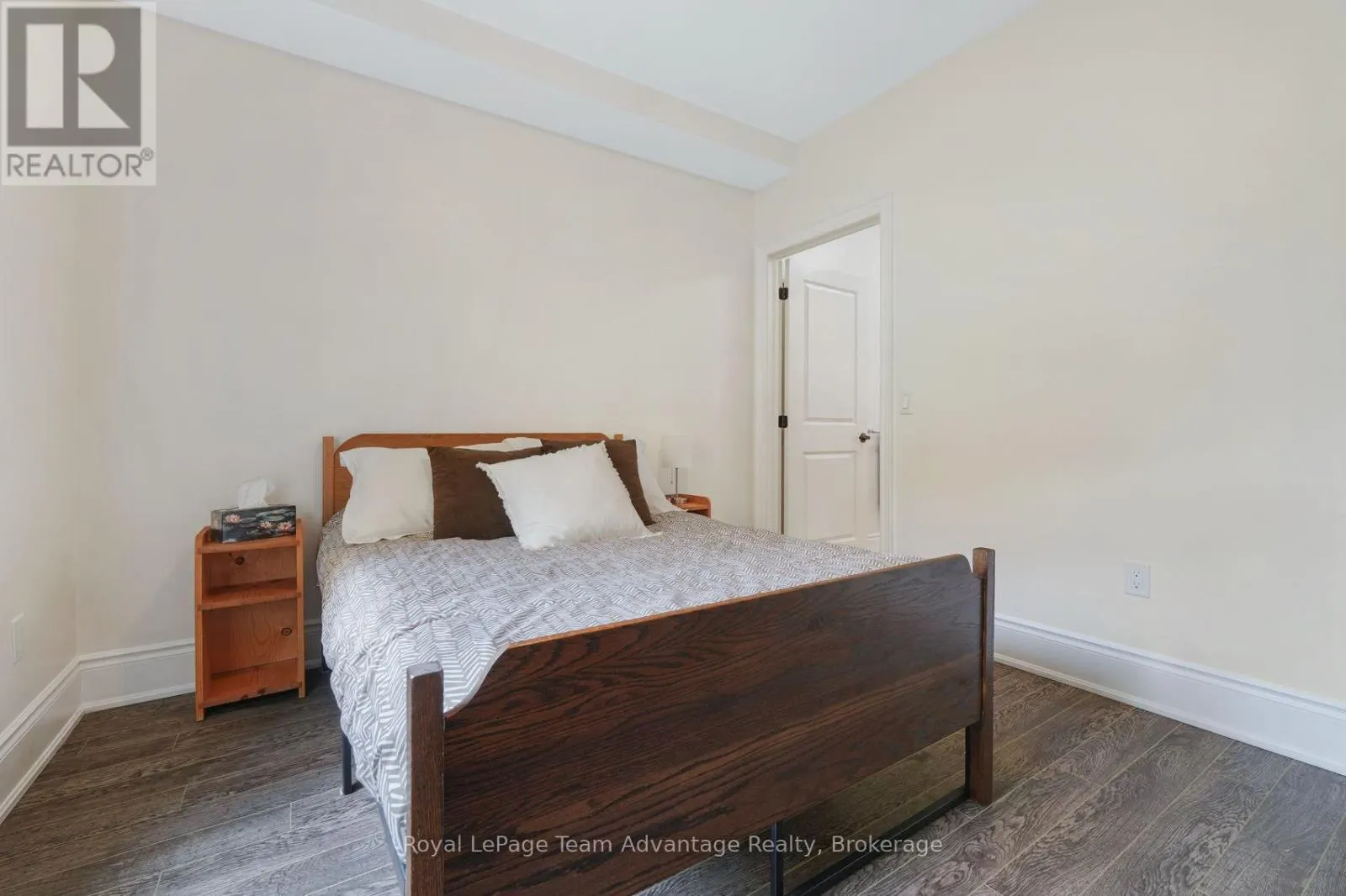 303 - 11B SALT DOCK ROAD #303