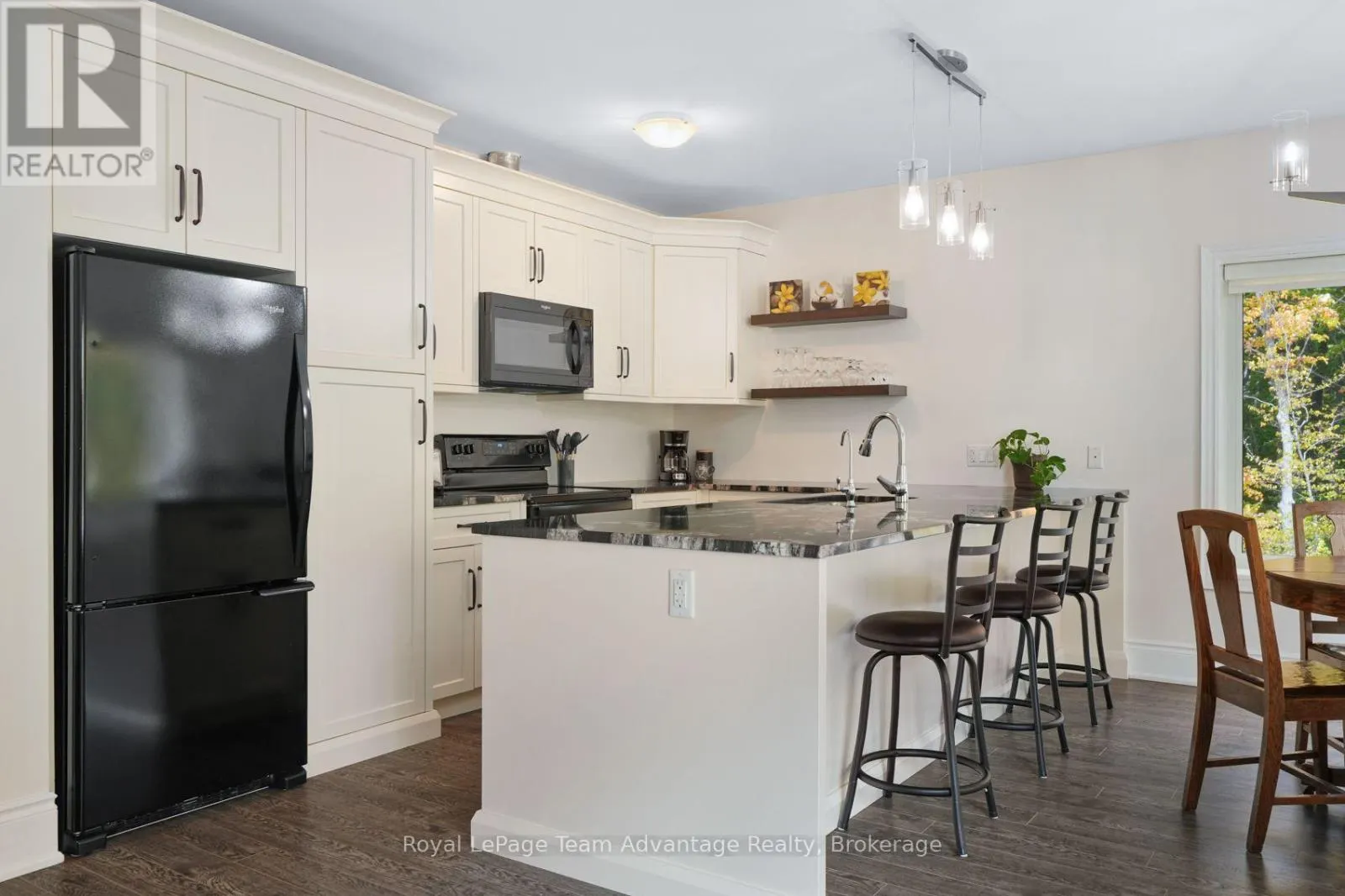 303 - 11B SALT DOCK ROAD #303