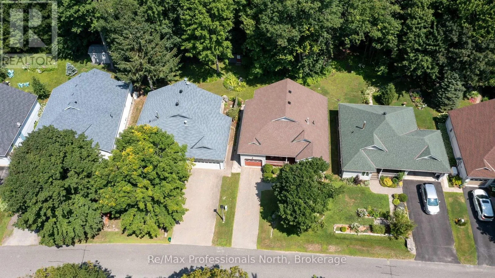 60 PINERIDGE GATE