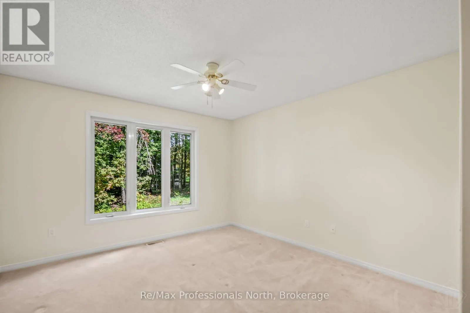 60 PINERIDGE GATE