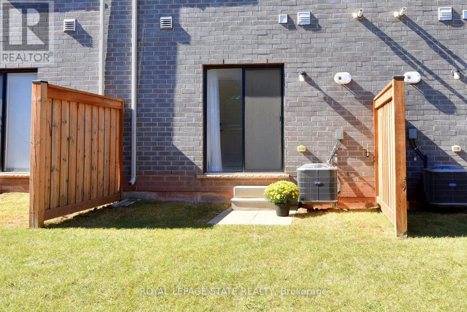 19 RADISON LANE
