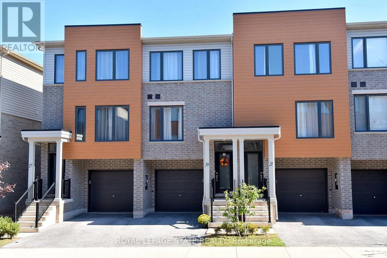 19 RADISON LANE