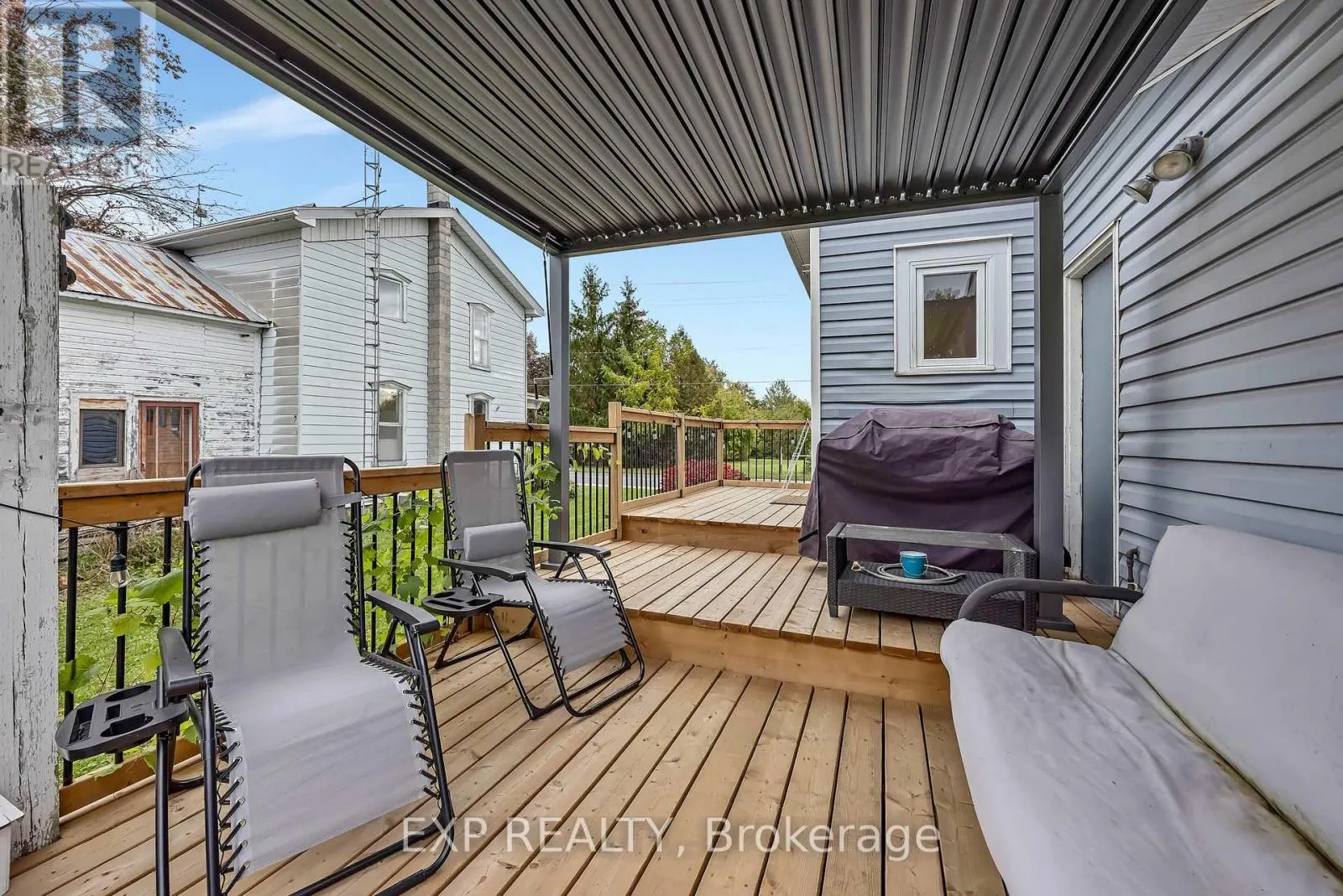 11505 QUEEN STREET