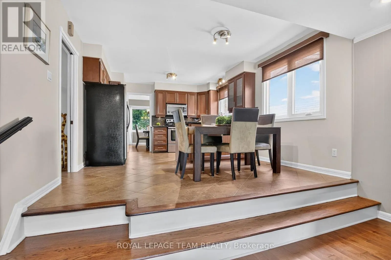 61 AMBERWOOD CRESCENT