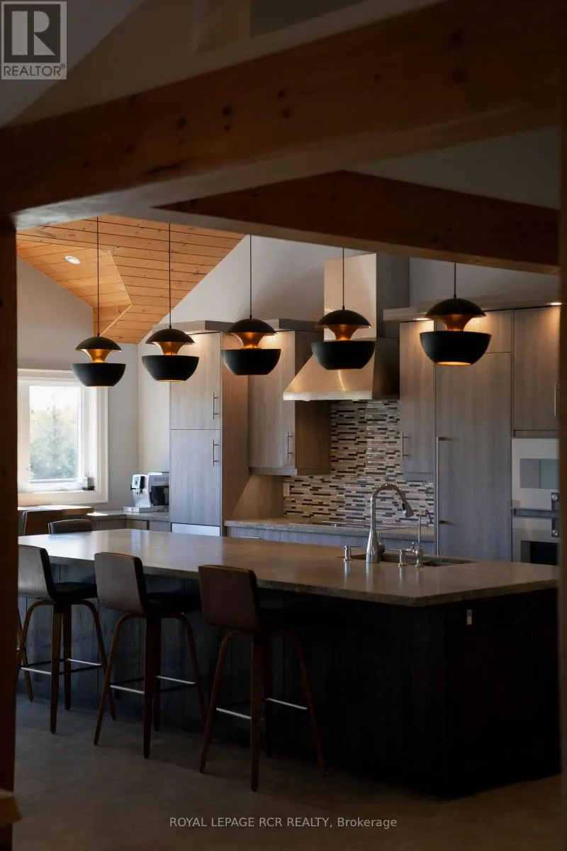 9121 ERIN-GARAFRAXA TOWNLINE