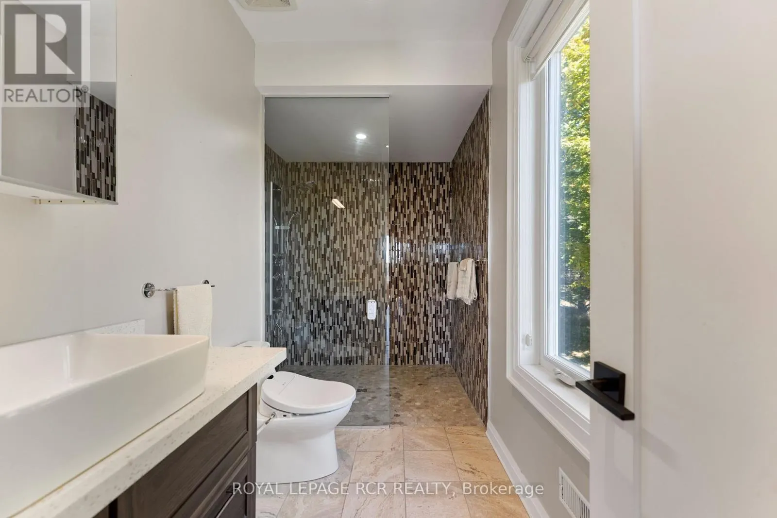 9121 ERIN-GARAFRAXA TOWNLINE