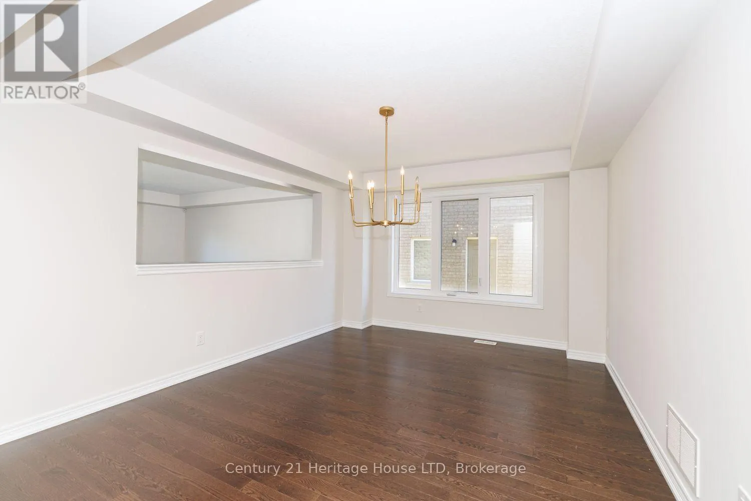 11 PHILMORI CRESCENT