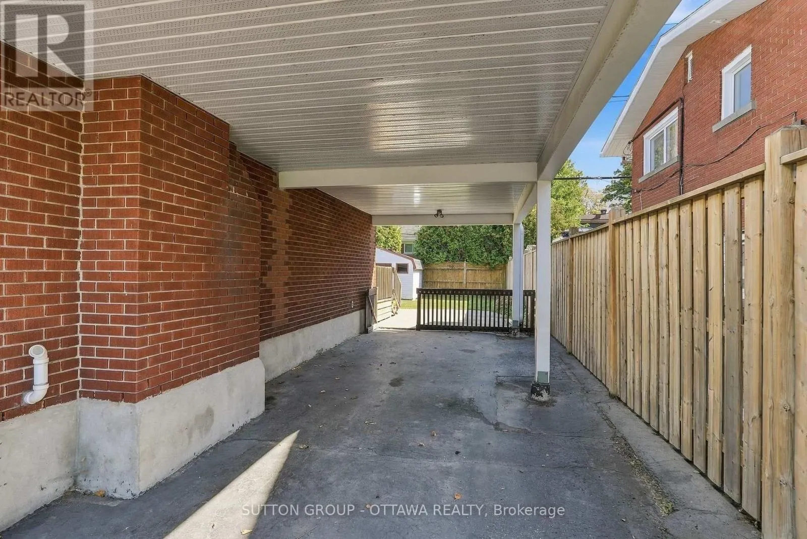 1237 WHITMORE AVENUE