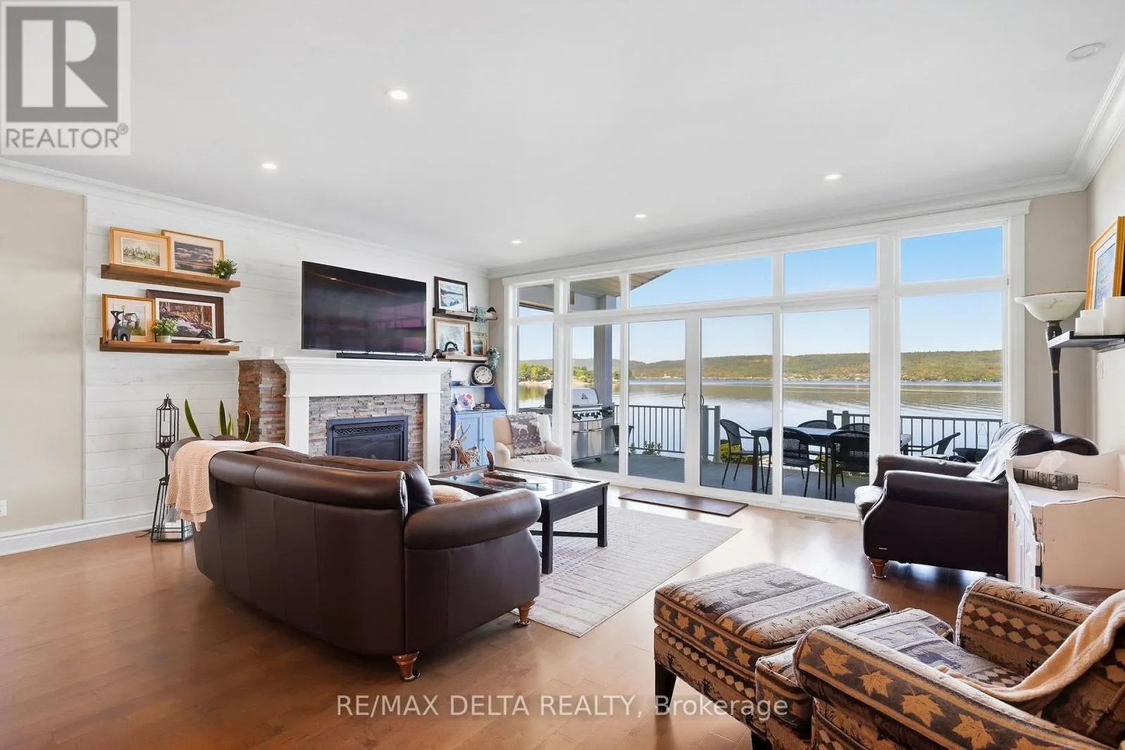 2416 BAY ROAD