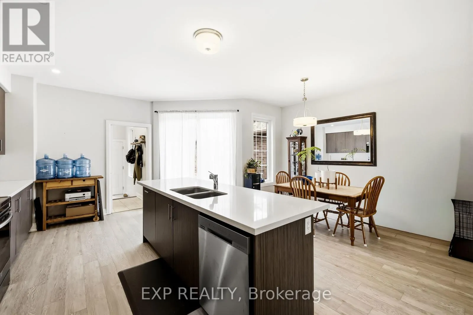 294 NOFTALL GARDENS
