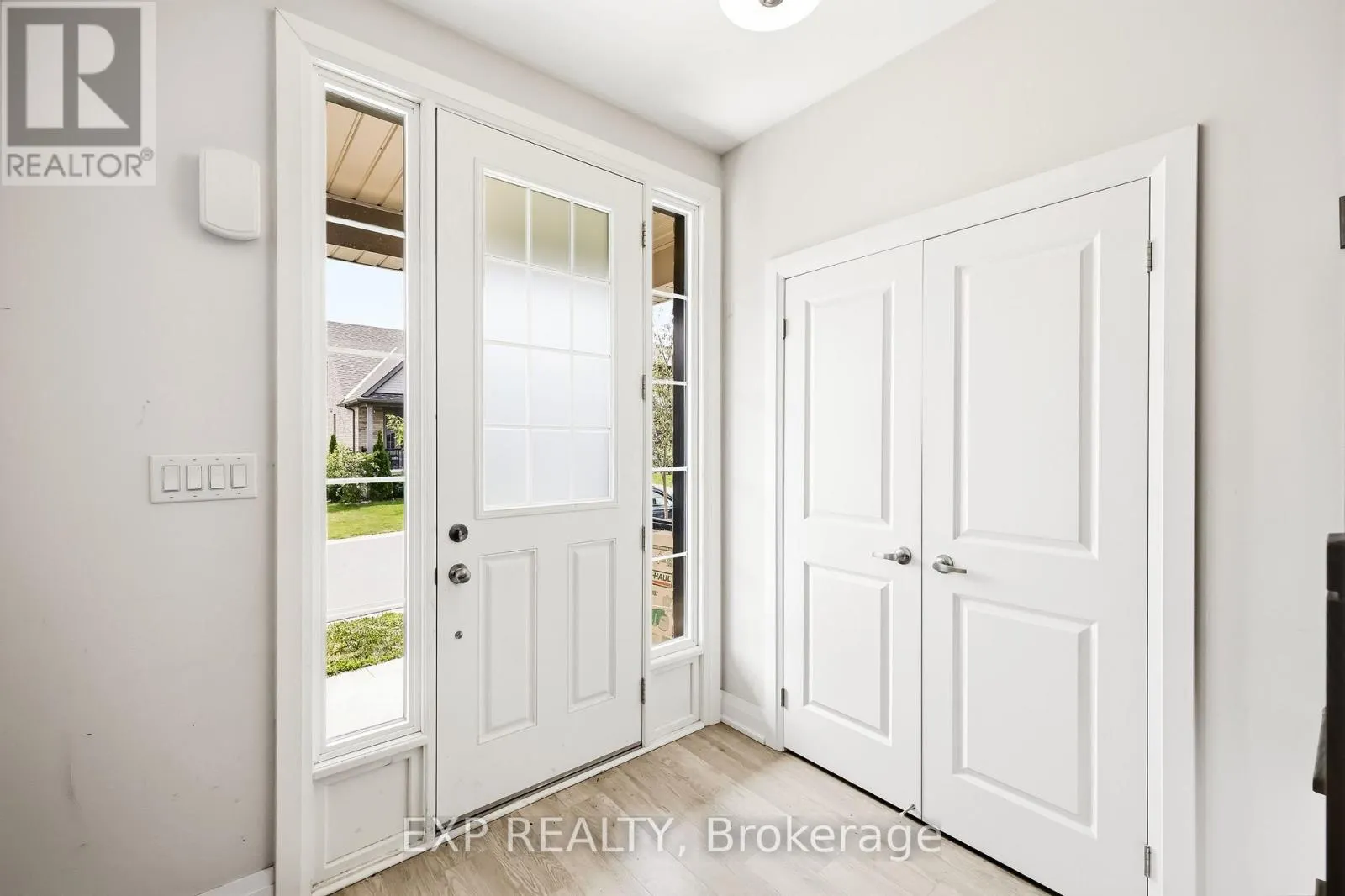 294 NOFTALL GARDENS