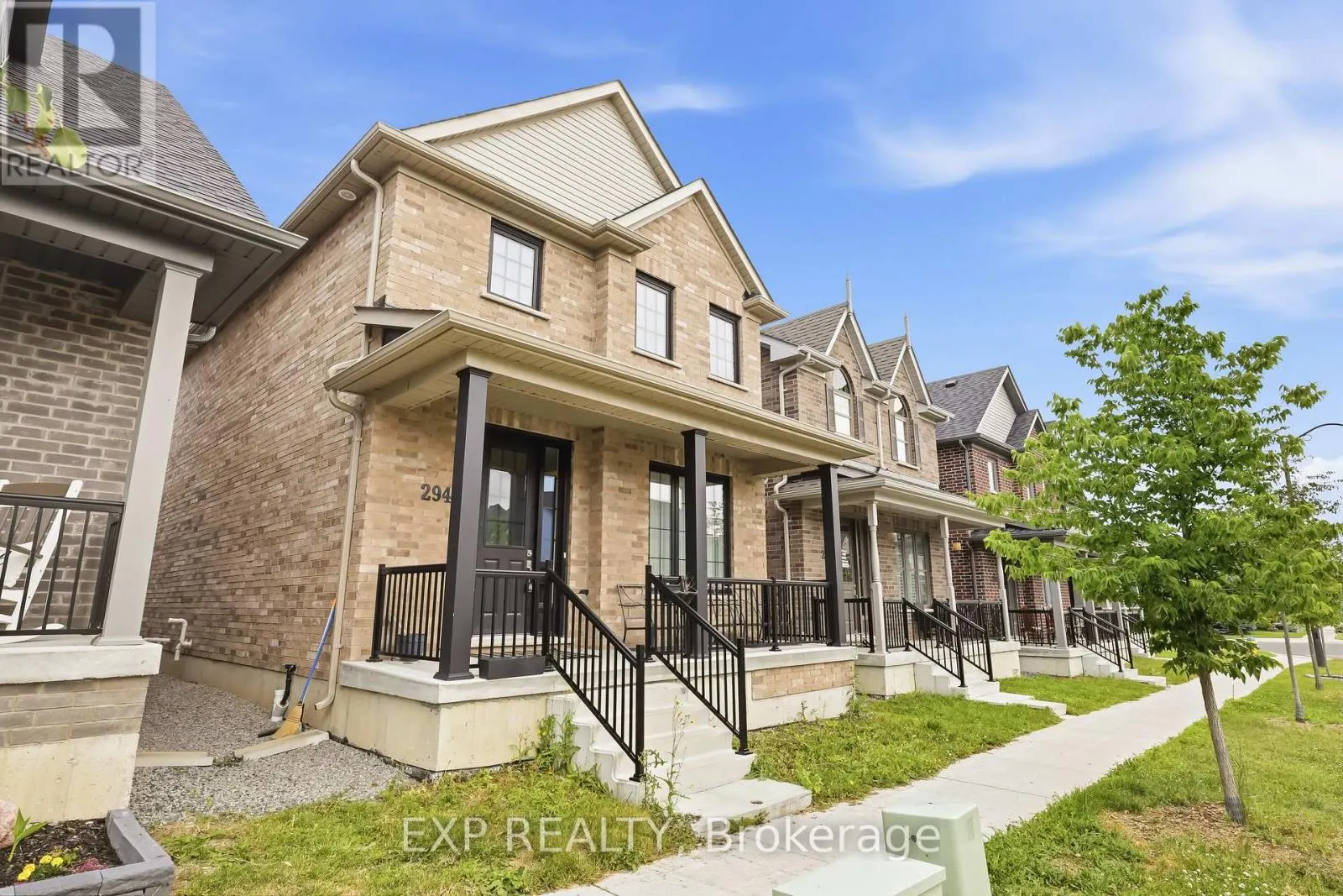 294 NOFTALL GARDENS