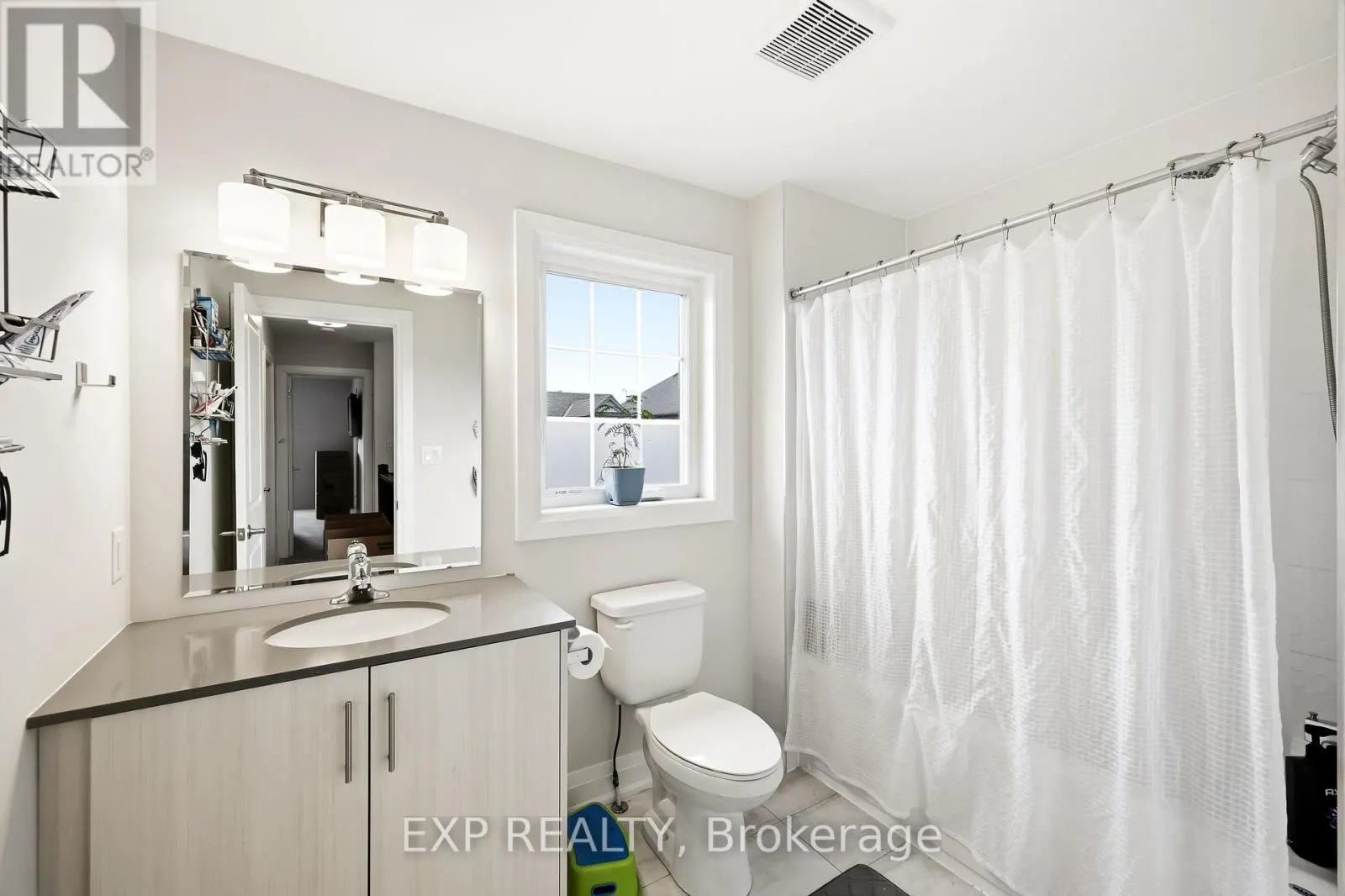 294 NOFTALL GARDENS