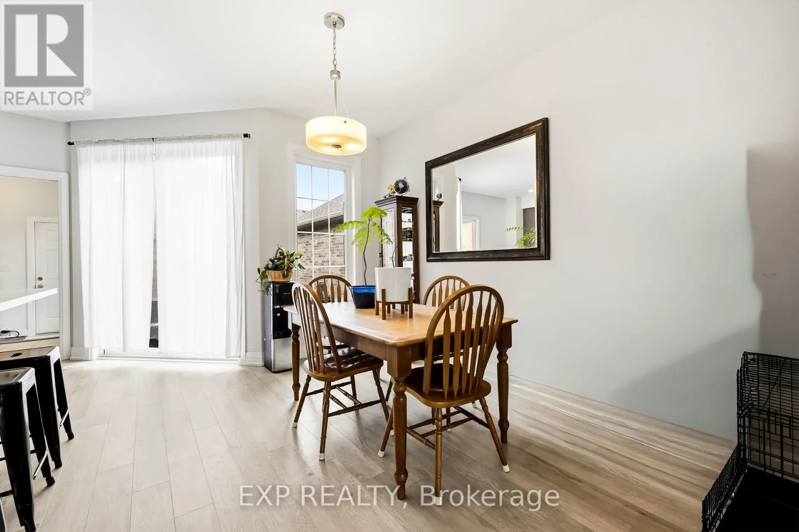 294 NOFTALL GARDENS