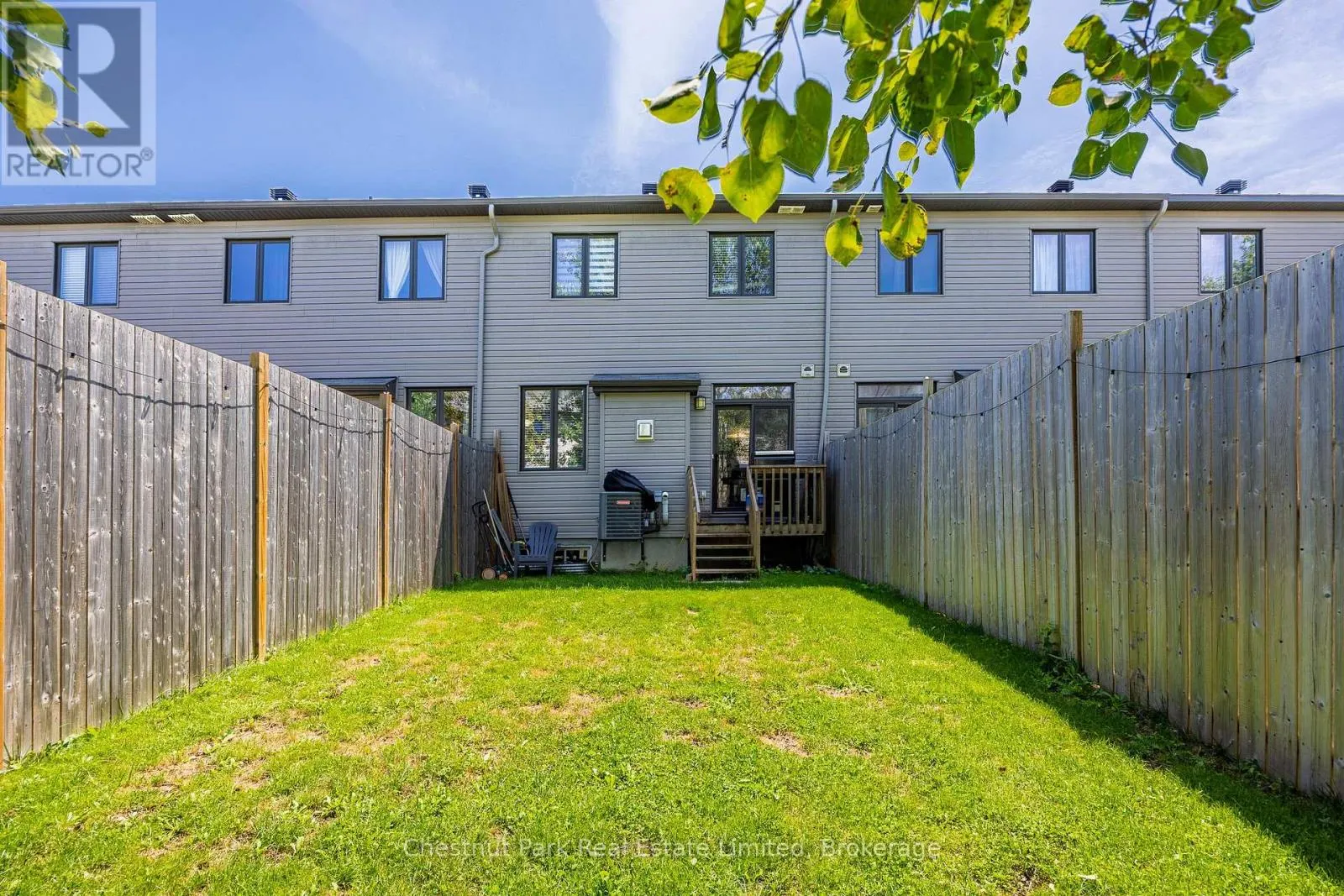 239 KING STREET