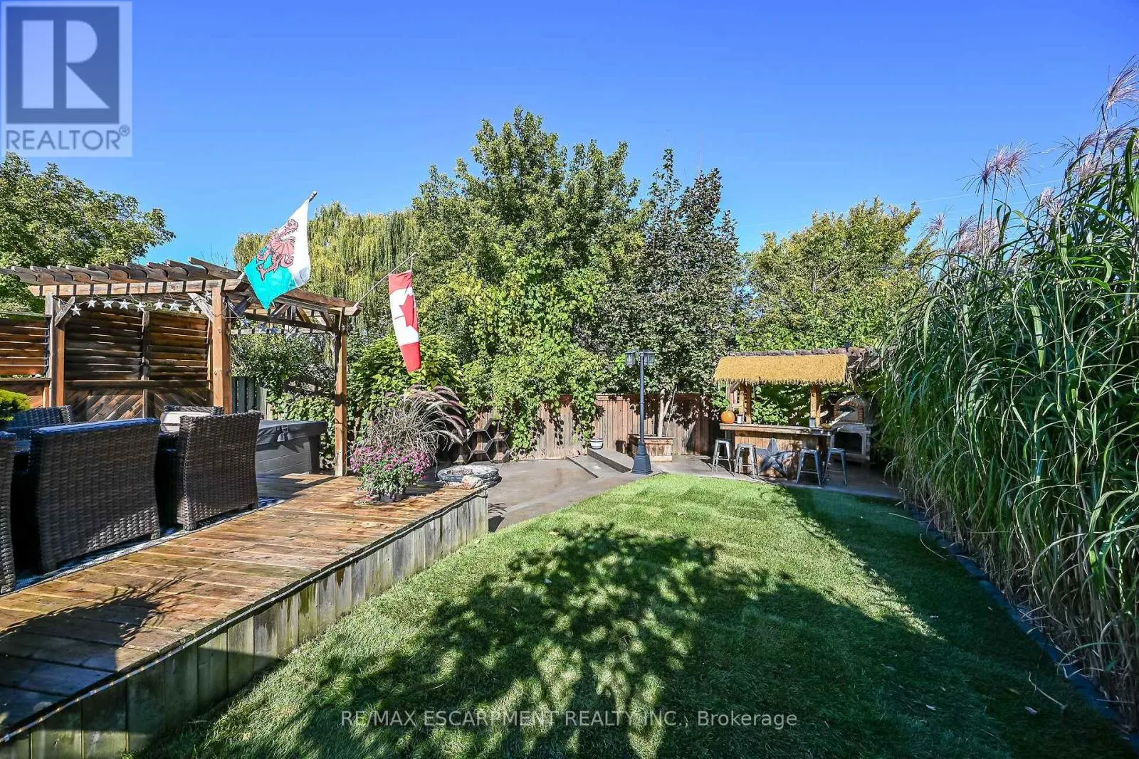 4377 BEVERLEY CRESCENT