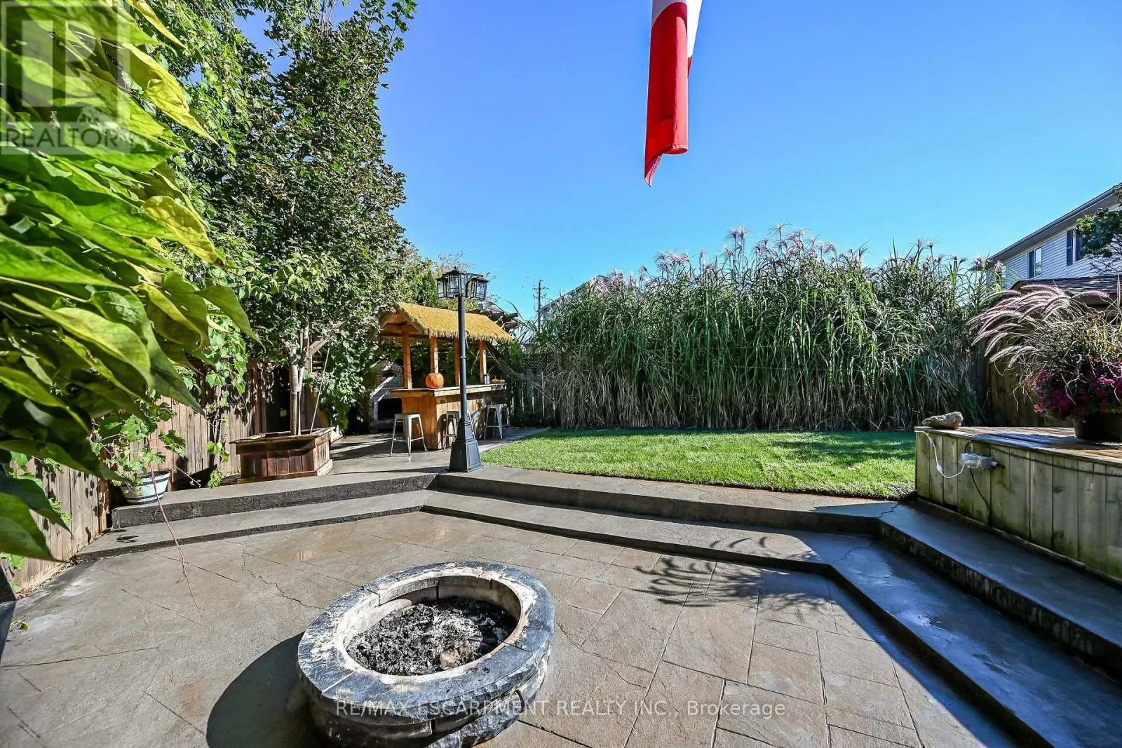 4377 BEVERLEY CRESCENT