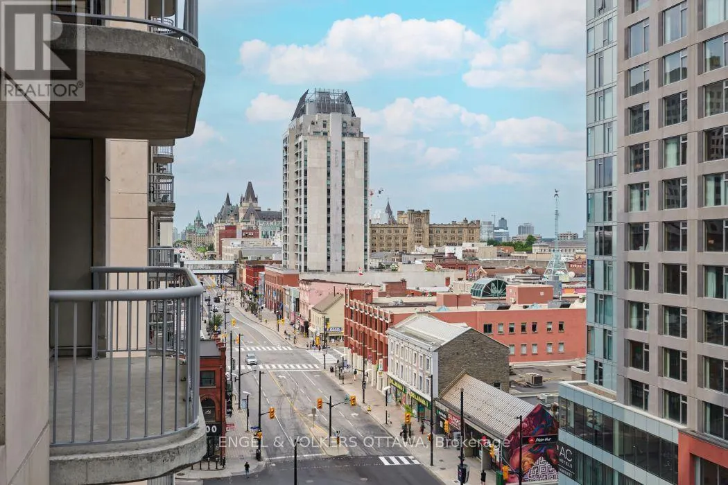 902 - 234 RIDEAU STREET