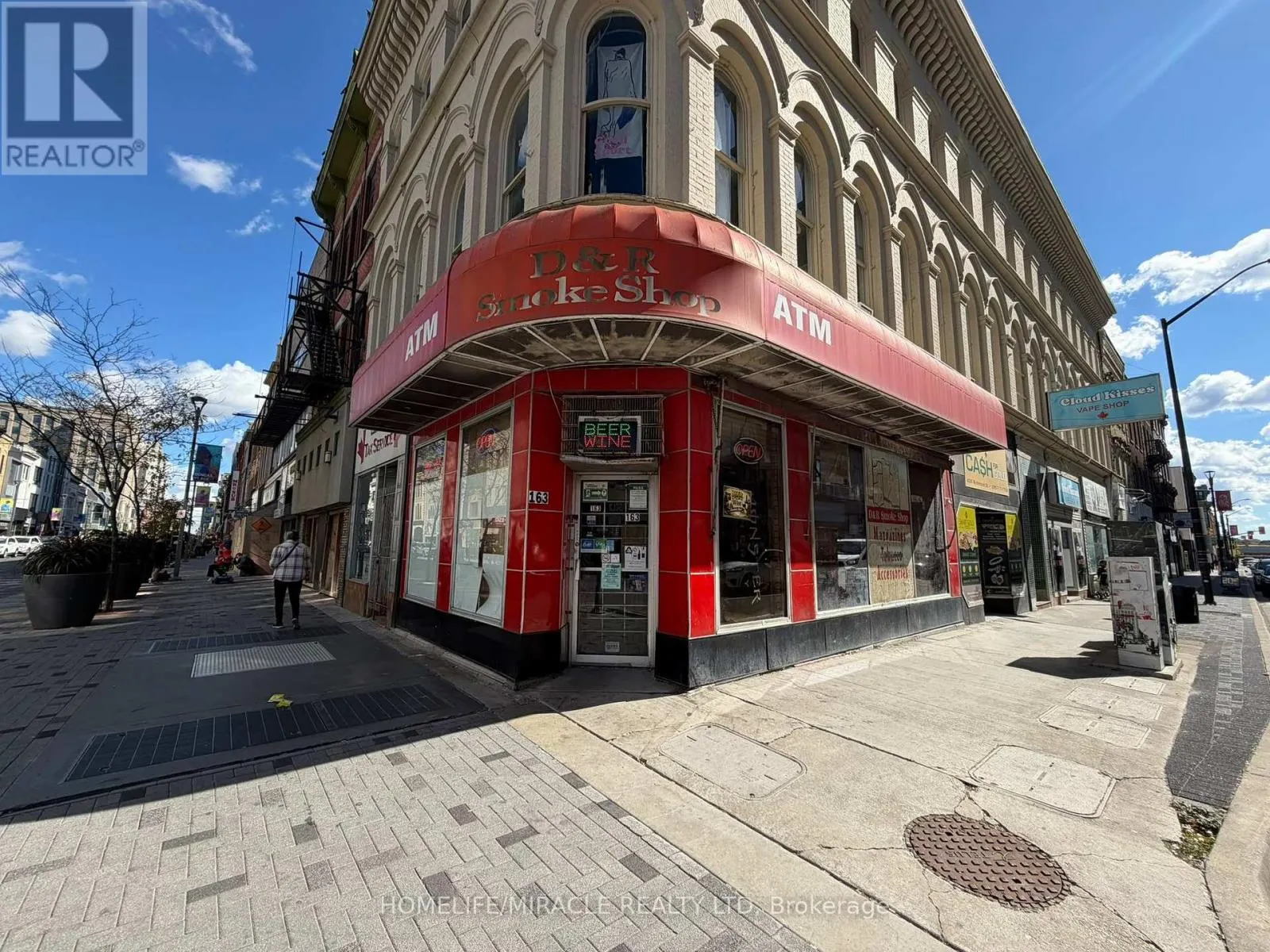 163 DUNDAS STREET