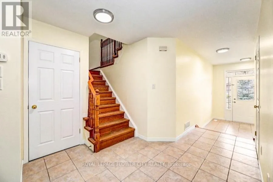 419 TEALBY CRESCENT