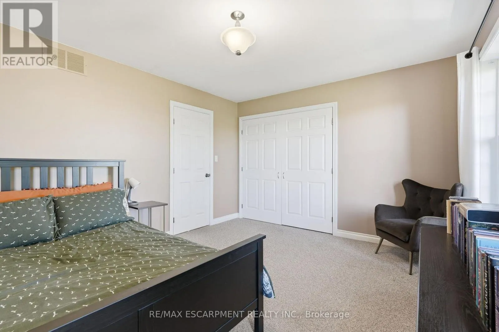 860 REGIONAL ROAD 27