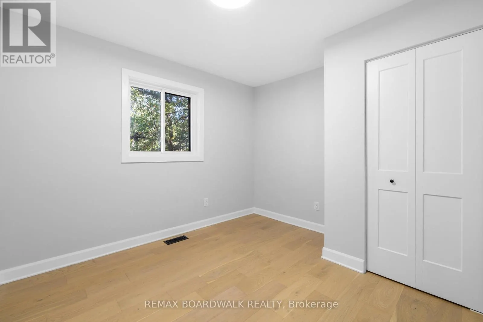 1312 BAYVIEW DRIVE