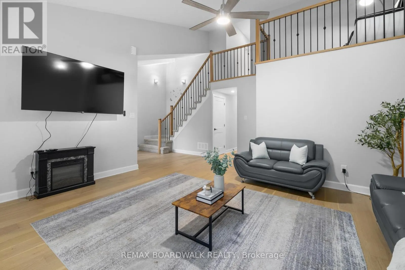 1312 BAYVIEW DRIVE