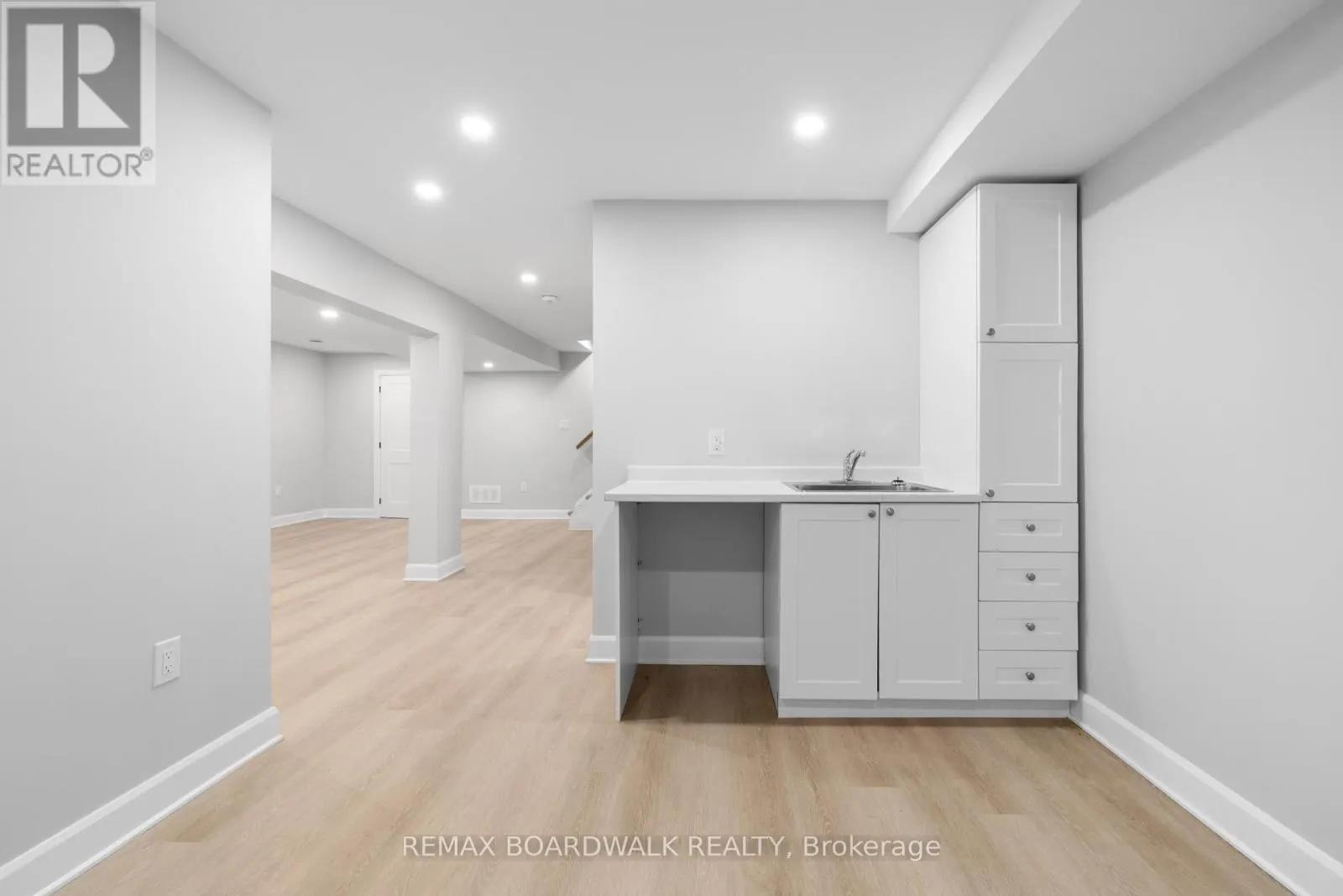 1312 BAYVIEW DRIVE