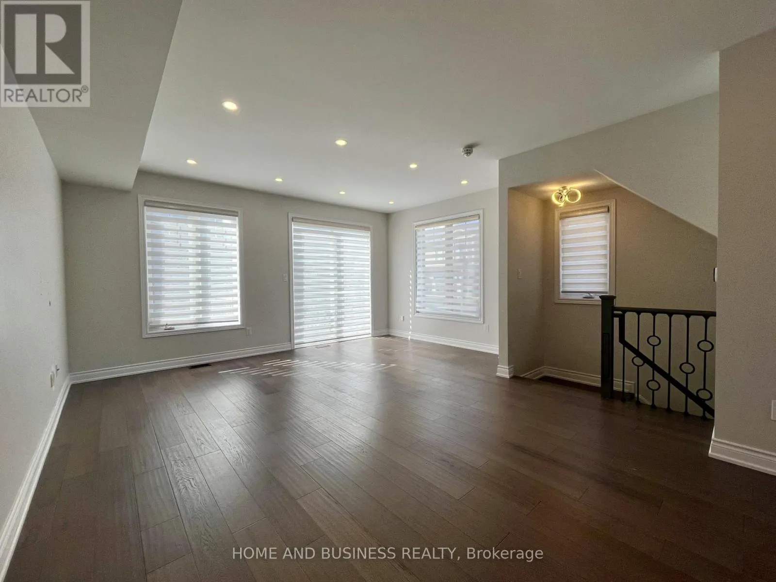 27 WALTERS LANE