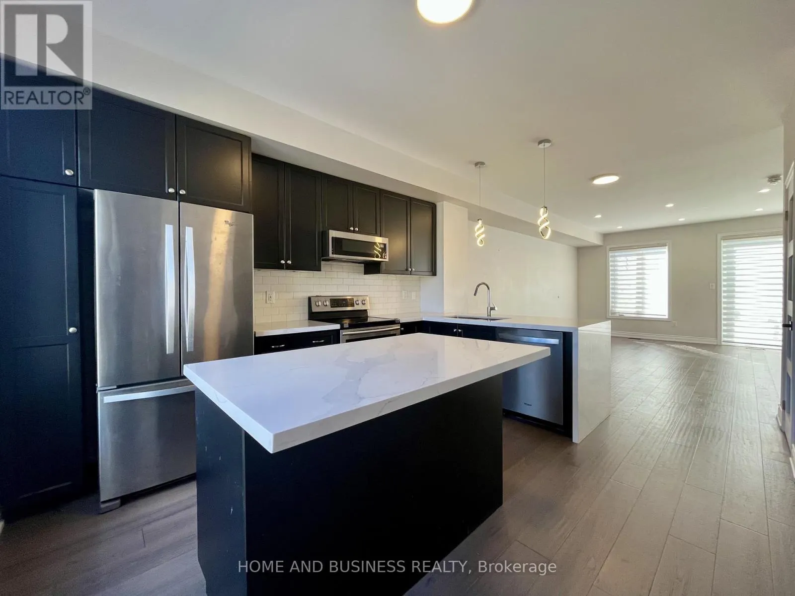 27 WALTERS LANE