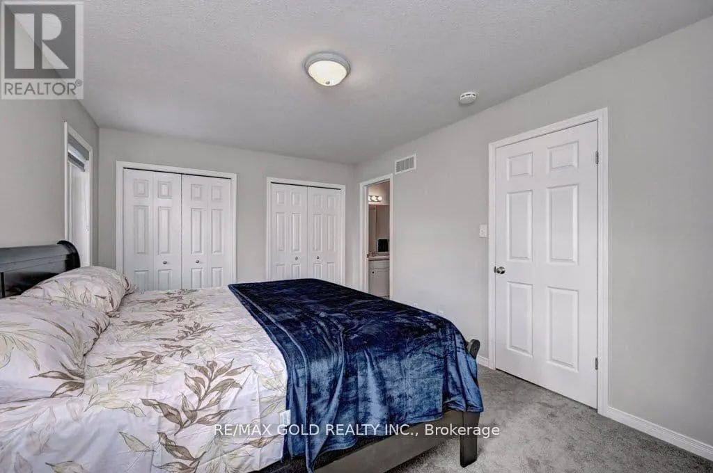 35 - 50 PINNACLE DRIVE