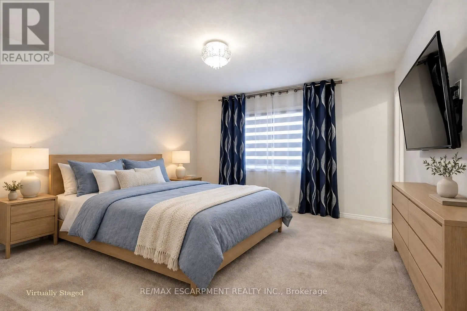 80 OAKTREE DRIVE