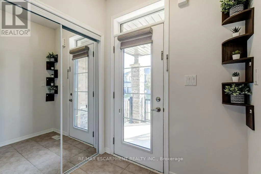 80 OAKTREE DRIVE