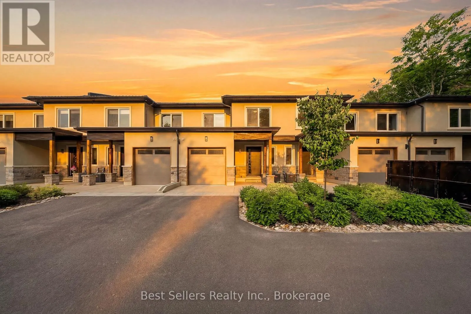 31 HORIZON LANE