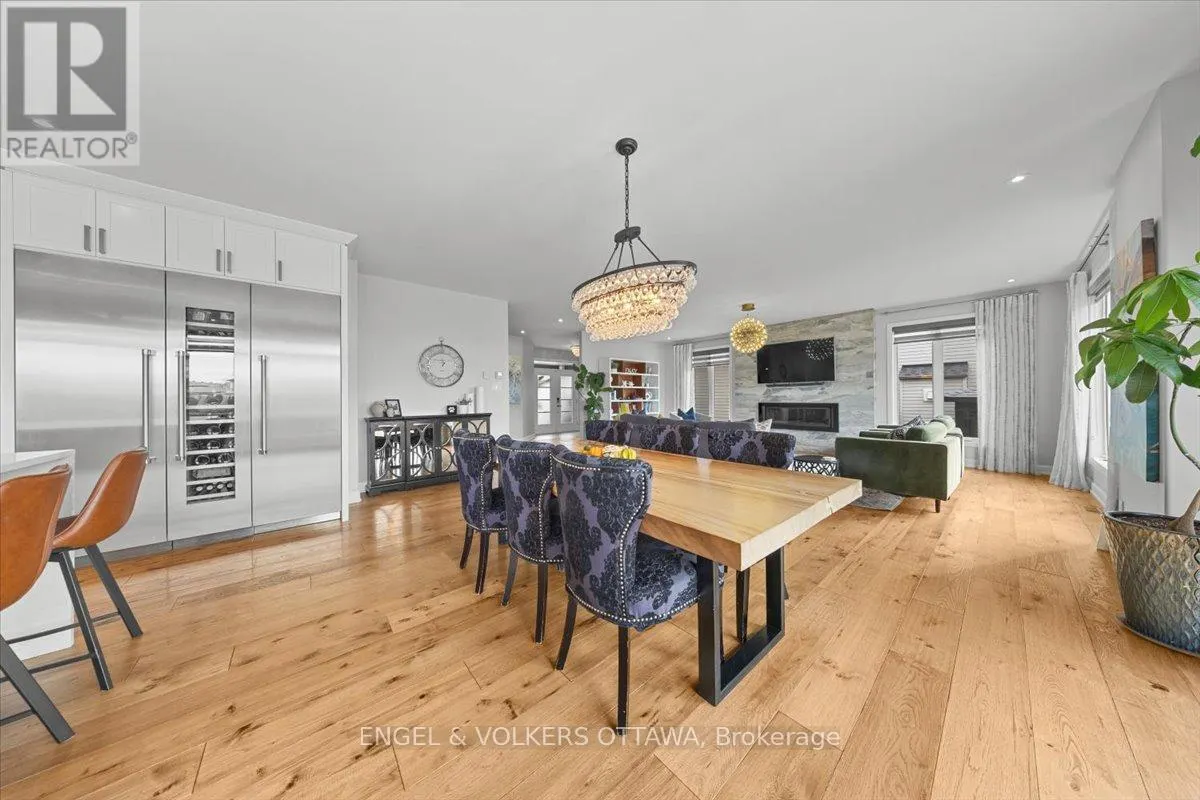 348 ST-TROPEZ STREET